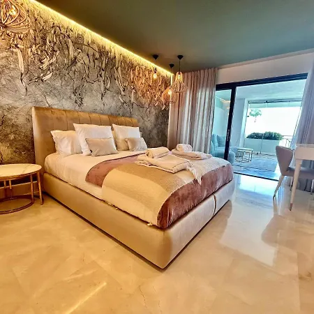 Doncella , Zeus Con Increibles Vistas Al Mar Daire *
